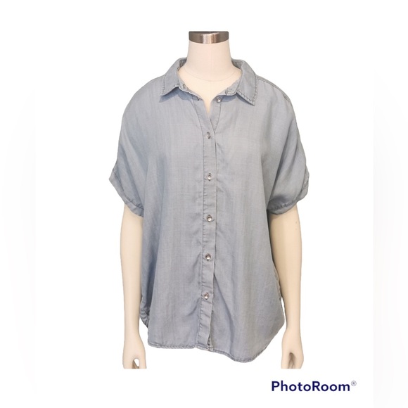 👠 H&M Button Down Top, Size M - Picture 1 of 10